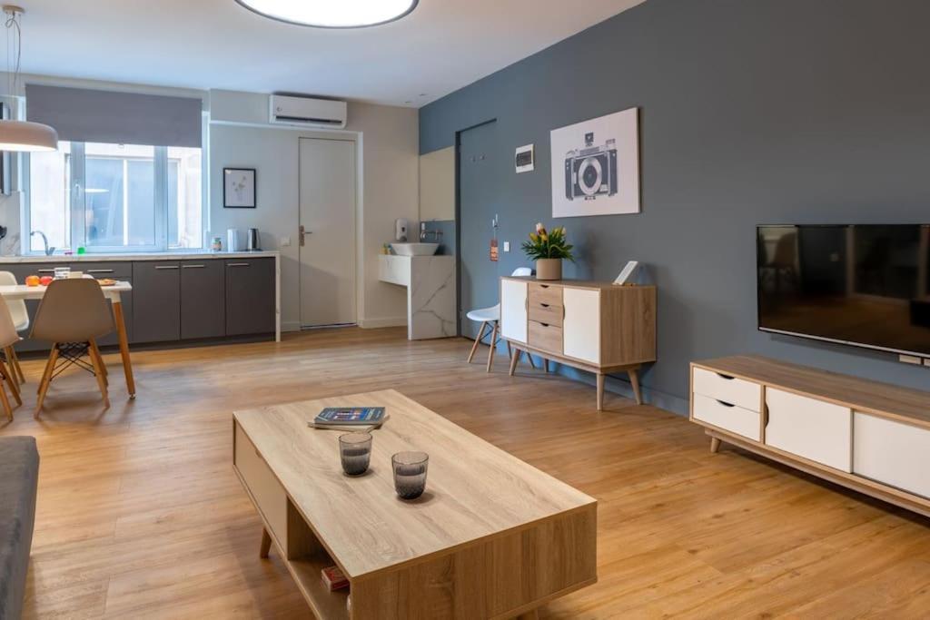 Central, Spacious Studio 5 Min Walk To Acropolis Atenas Exterior foto