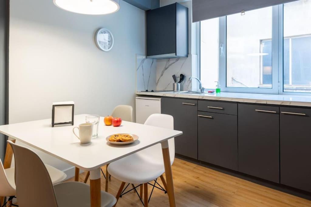 Central, Spacious Studio 5 Min Walk To Acropolis Atenas Exterior foto